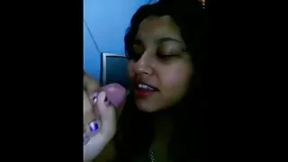 Hussy jade dá uma ca ...