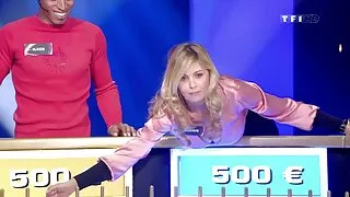 A estudante fofa Cha ...